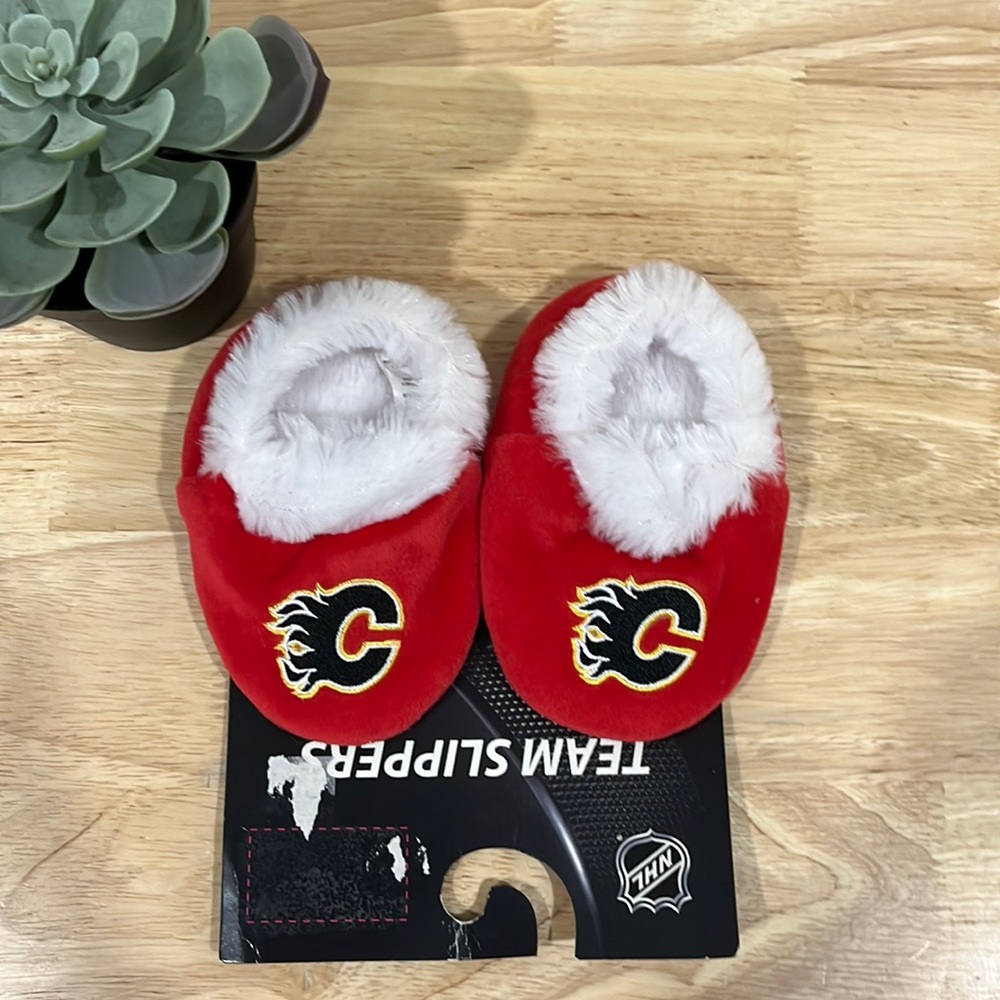NHL | Calgary Flames Baby Slippers